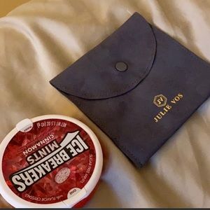 Julie Voss Pouch